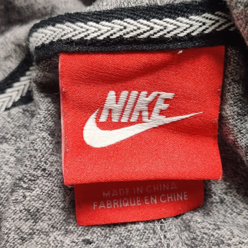 Nike Hoodie Women’s Medium Gray Just Do It Swoosh Pullover Sweatshirt